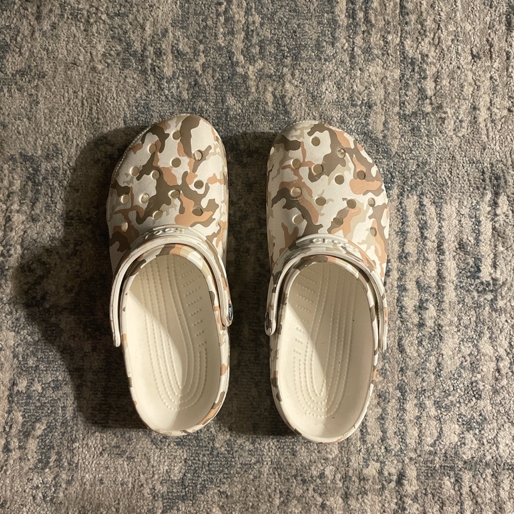 Camo Crocs Size 11